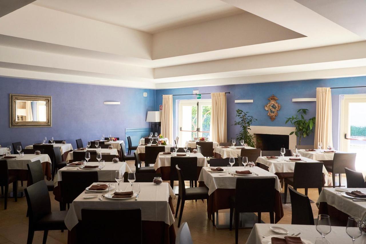 Borgo Di Luce I Monasteri Golf Resort & Spa Syrakuzy Zewnętrze zdjęcie Restaurant