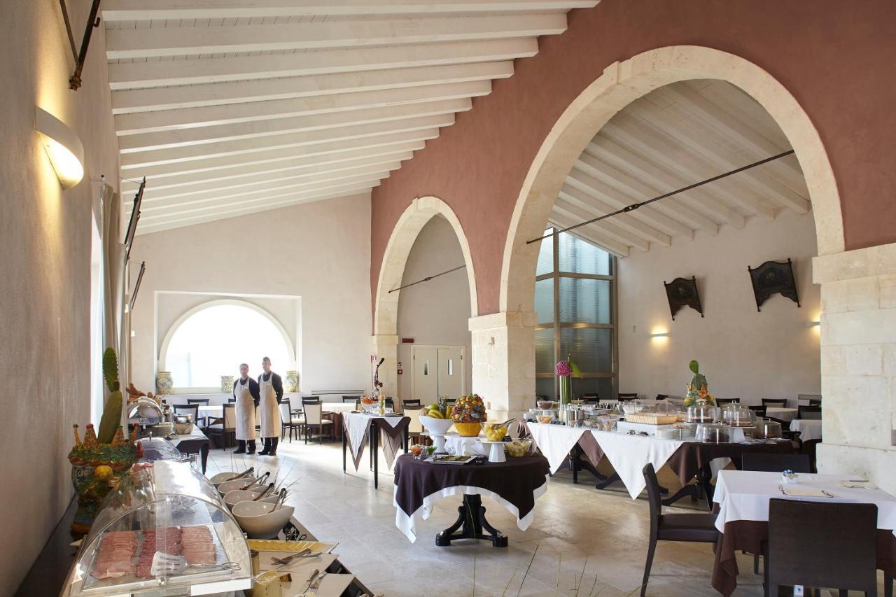 Borgo Di Luce I Monasteri Golf Resort & Spa Syrakuzy Zewnętrze zdjęcie Restaurant