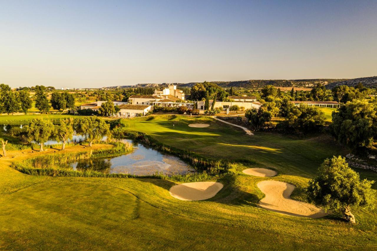 Borgo Di Luce I Monasteri Golf Resort & Spa Syrakuzy Zewnętrze zdjęcie Golf course at the La Manga Club